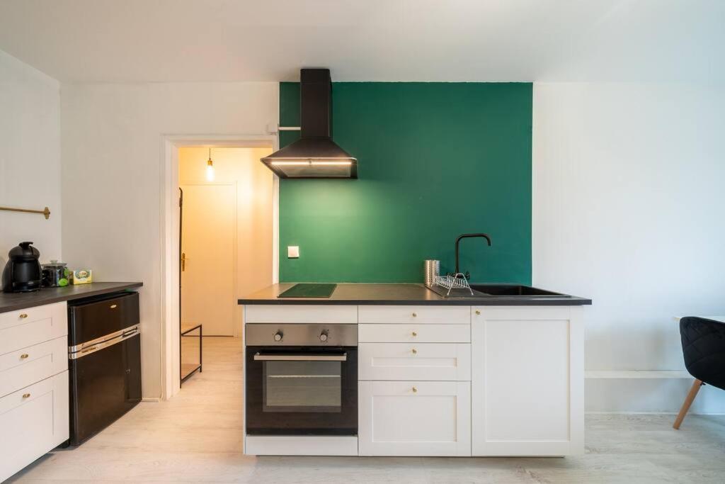 Cosy Art Deco/ Proche Centre-ville Apartamento Nantes